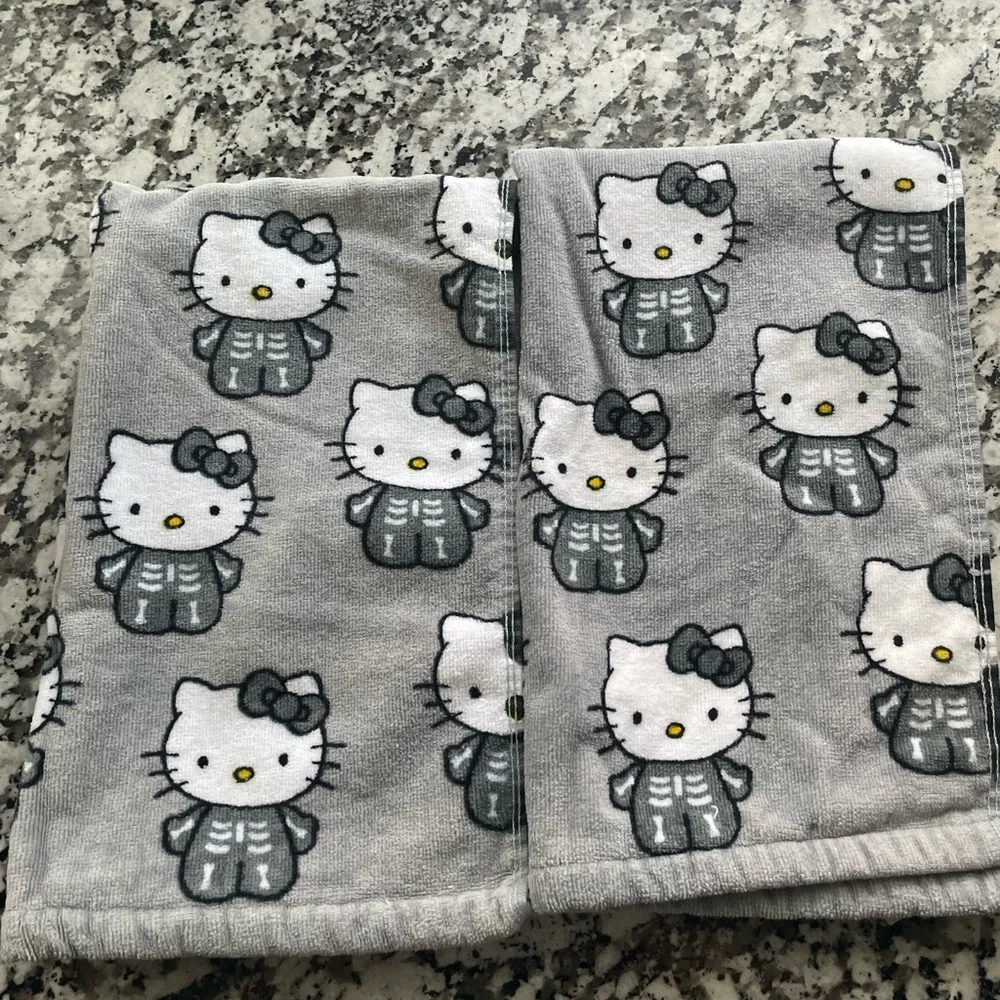 Hello Kitty Halloween Gray Skeleton Hand towels